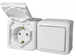 Блок Выключатель 1-кл+роз с/з с шт IP44 белый Legrand Quteo