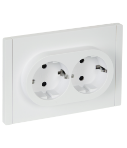 Розетка 2-м 16А С/У З/К со шторками Белый Forte&Piano